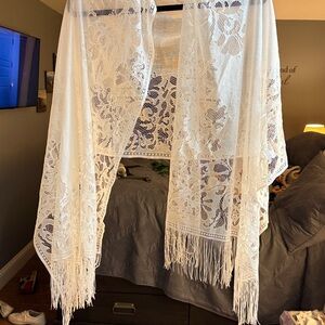 Elegant White Lace Shawl with Fringe